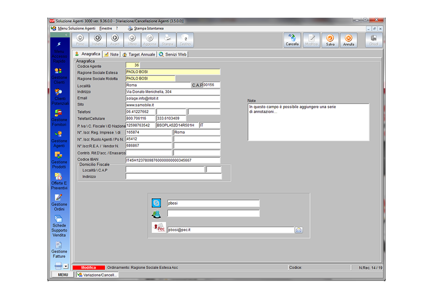 Schermata agenti di Soluzione Agenti. Si vede un form con informazioni come contatti e informazioni di pagamento.