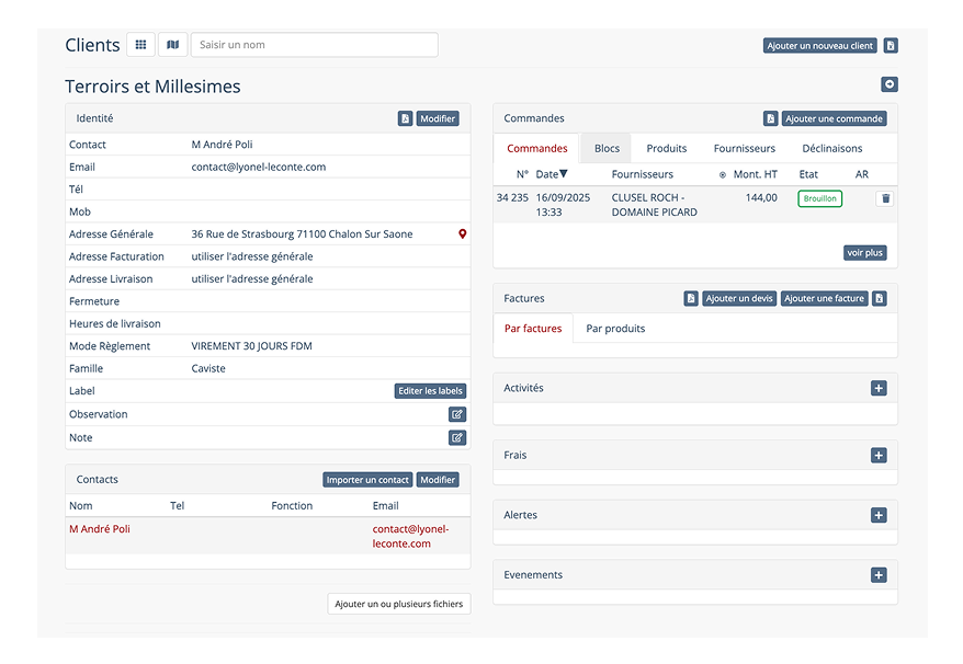 Écran détail client de VinoVentesPro. Montre des informations génériques sans vues précises sur les activités de vente.
